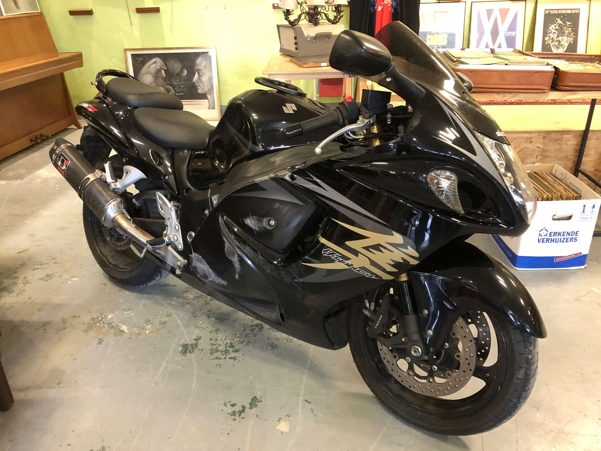 MOTO SUZUKI  HAYABUSA