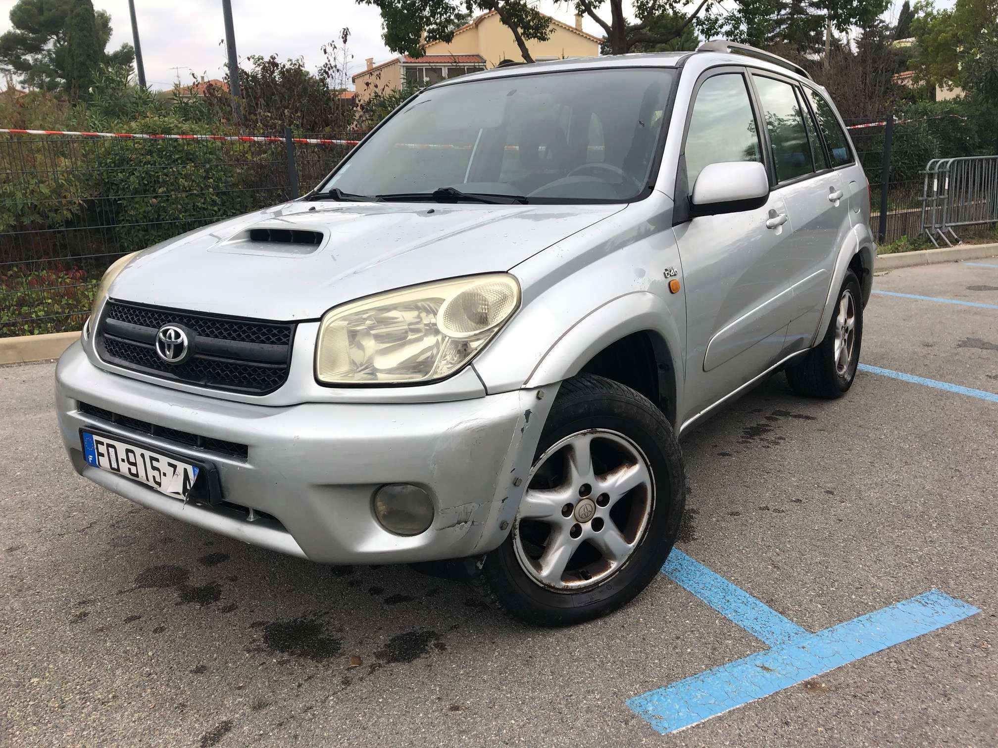 TOYOTA RAV4 2.0 D4D