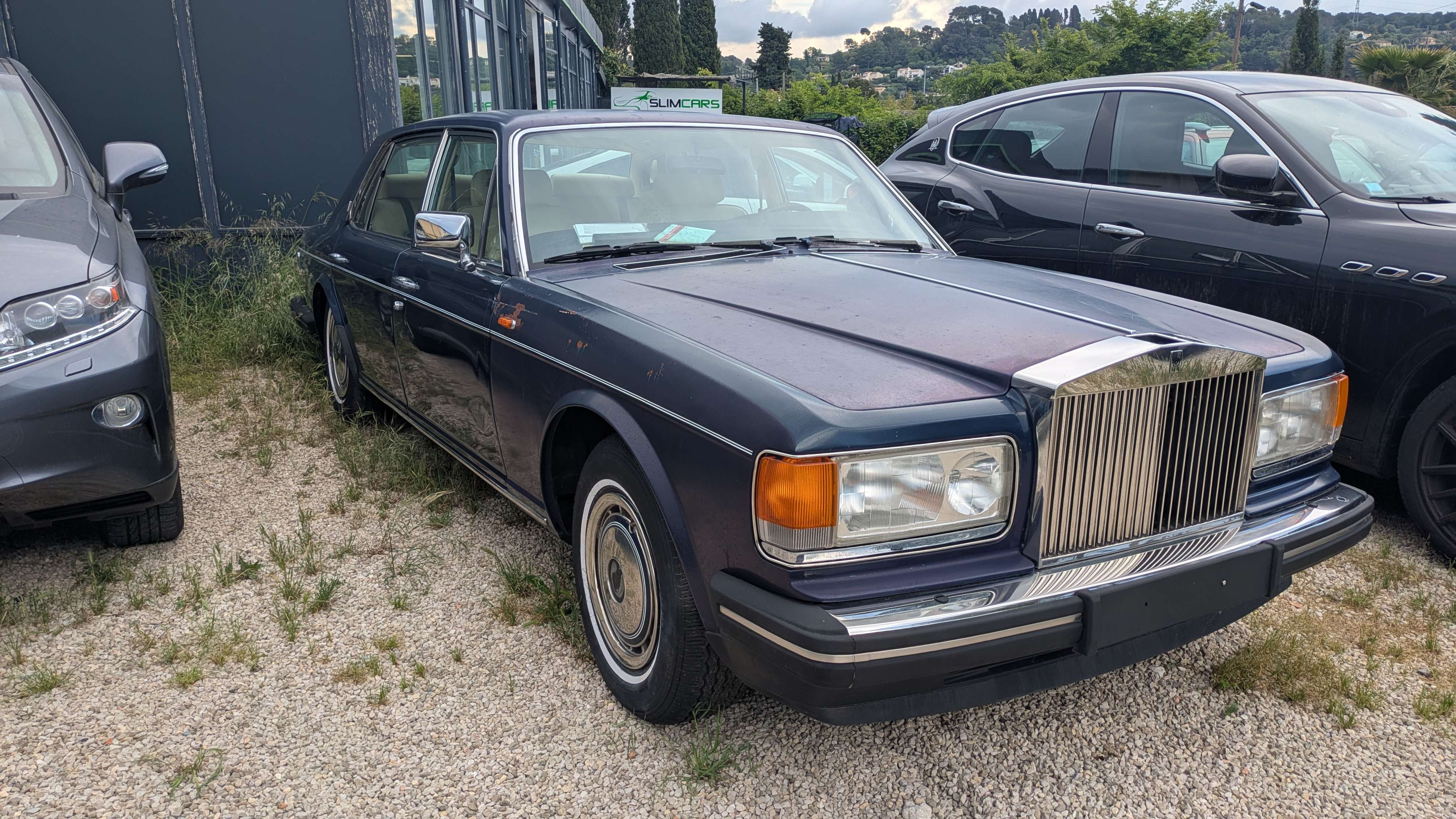 ROLLS ROYCE SILVER SPUR II ROLLS ROYCE SILVER SPUR II