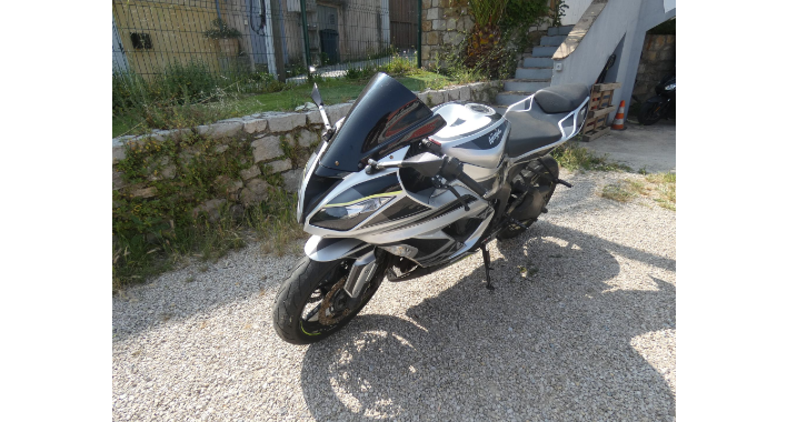 KAWASAKI NINJA ZX-6R