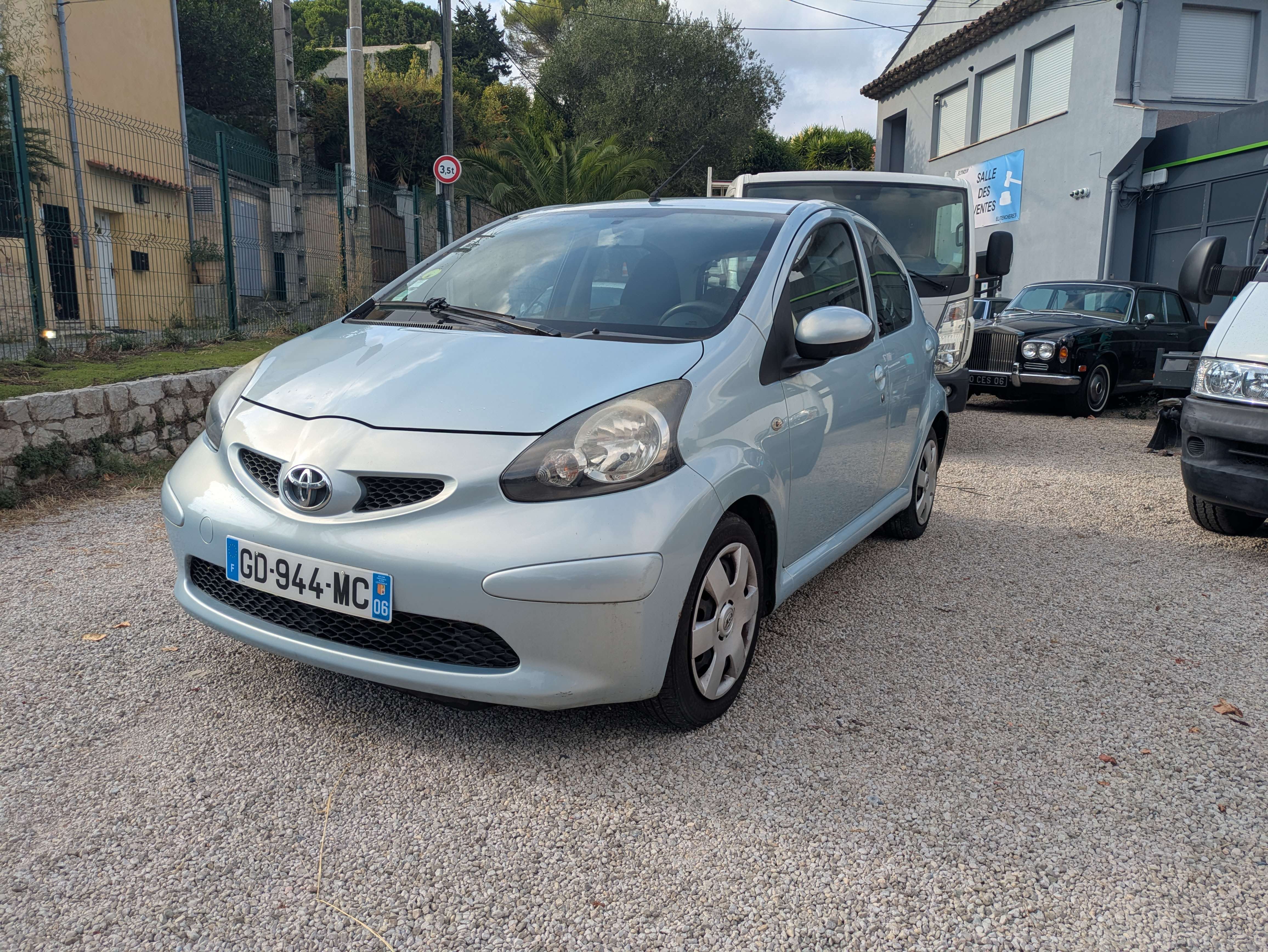 TOYOTA AYGO I.0 VVTI