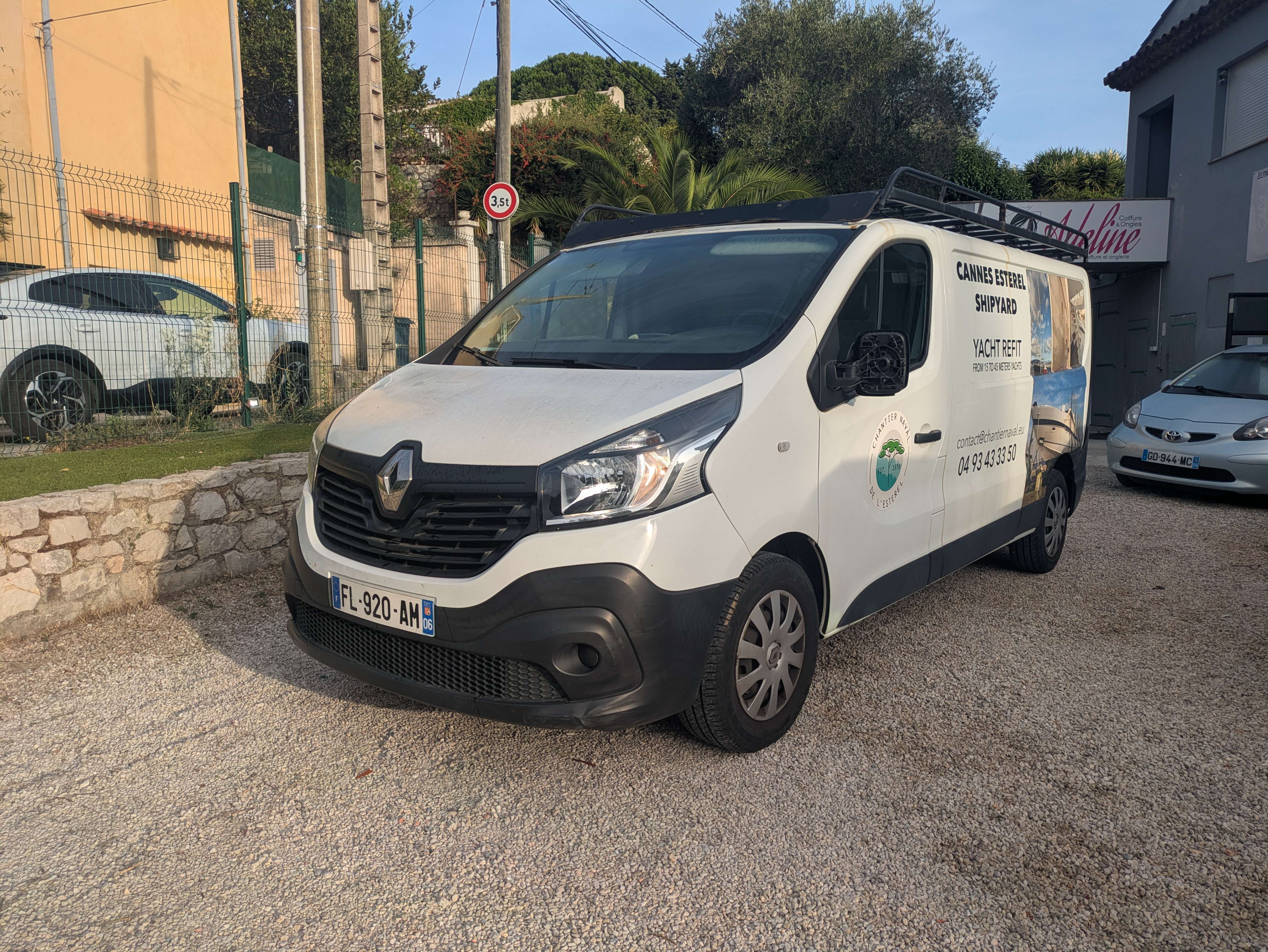 RENAULT TRAFIC 1,6 DCI