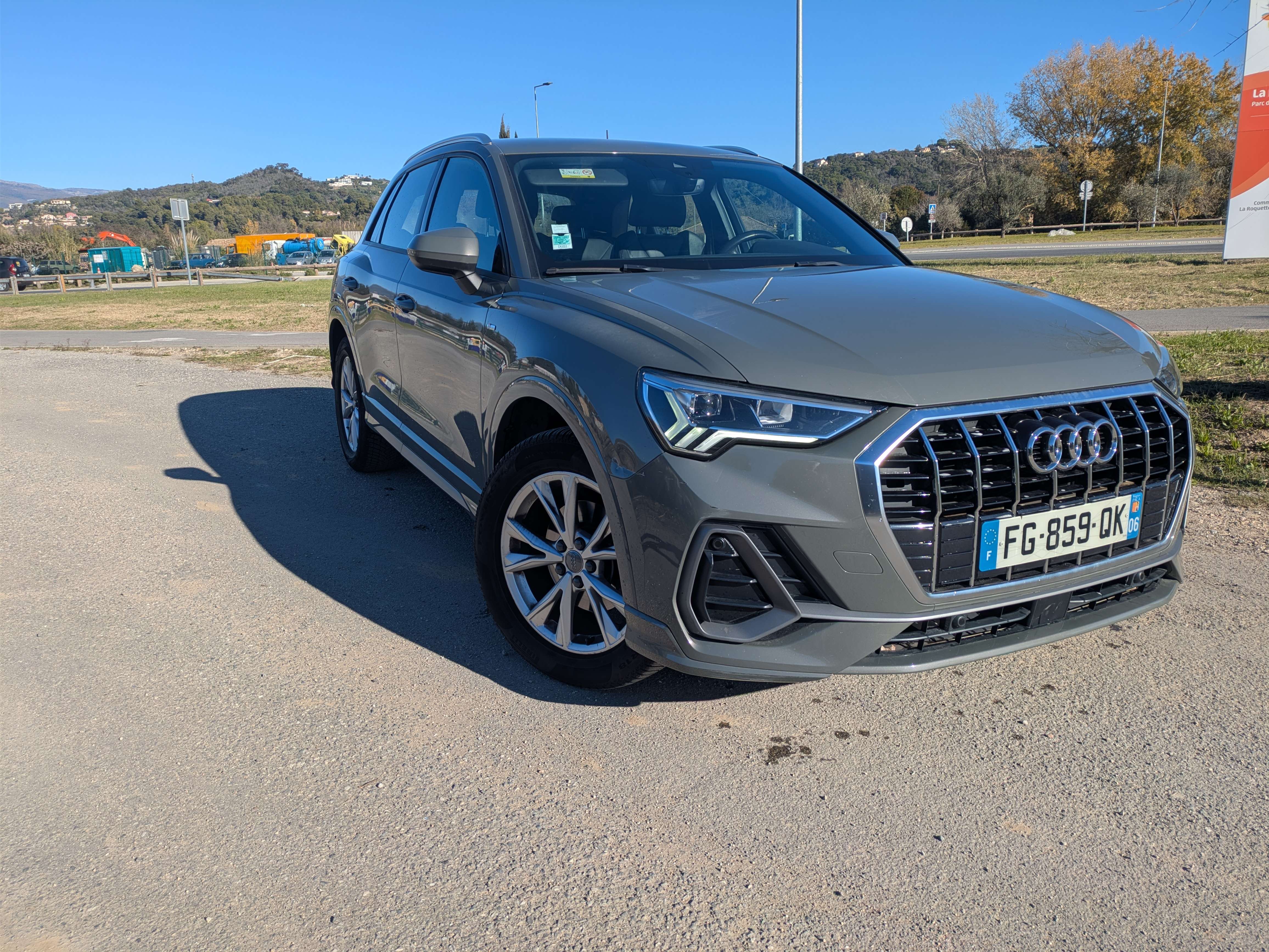 AUDI Q3 1.5 35TFSI S-LINE
