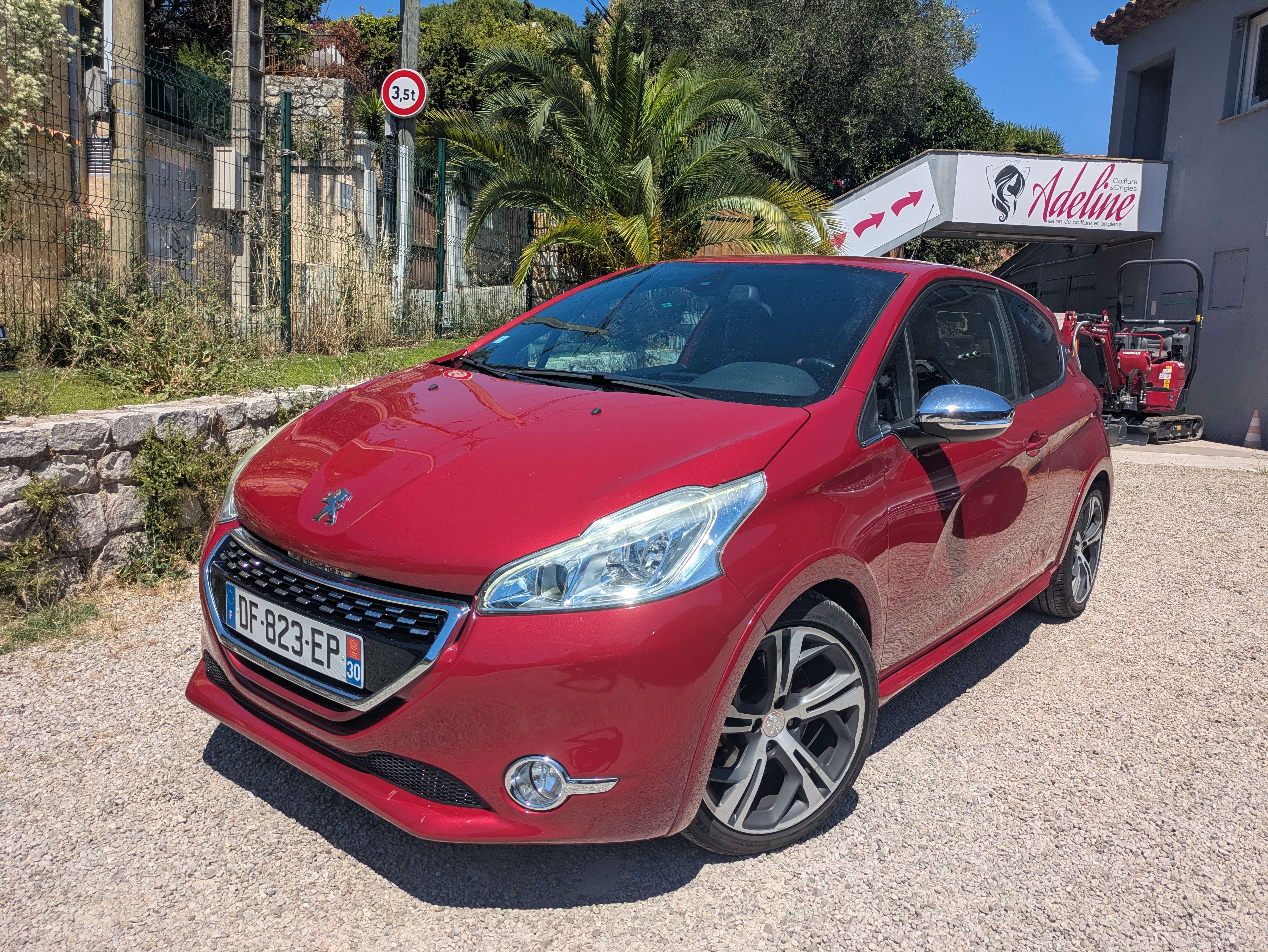 PEUGEOT 208 GTI 1,6 THP 200CV